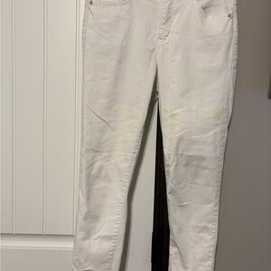 Democracy Women's white lace ankle Skinny Jeans